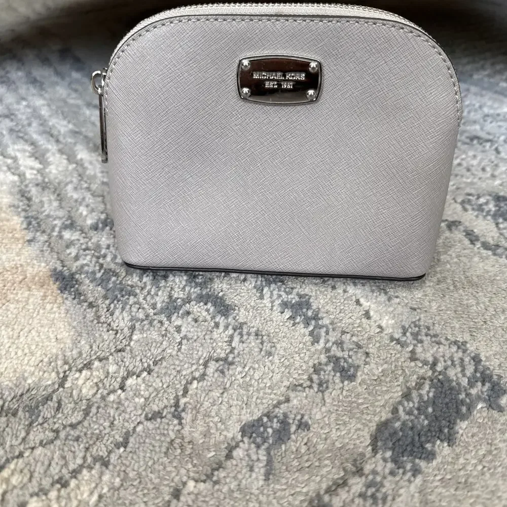 Michael Kors Cindy Travel Pouch Saffiano Leather Dome Cosmetic Bag Gray